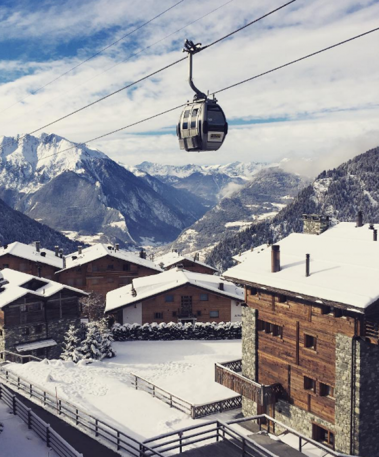 Επώνυμο ζευγάρι για διακοπές στην Ελβετία!