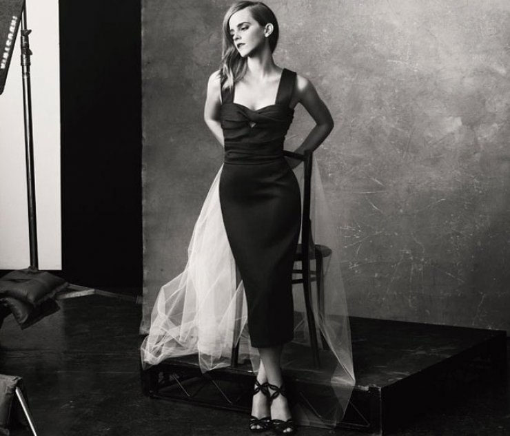 Η Emma Watson φωτογραφίζεται για καλό σκοπό
