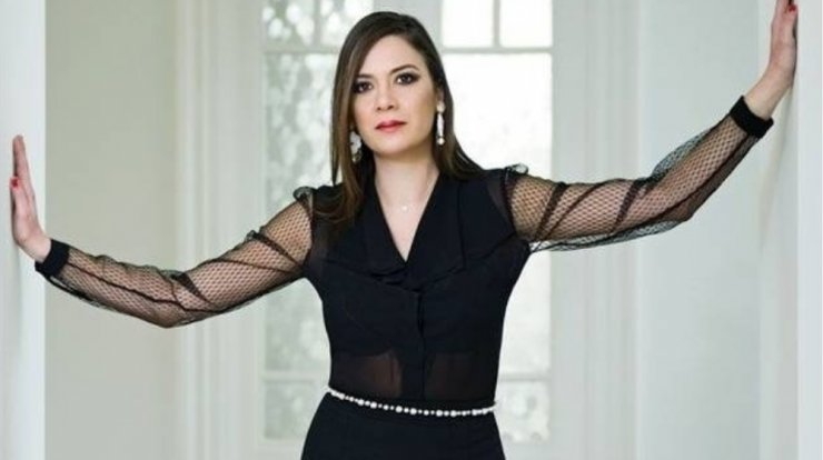 Αιμιλία Κενεβέζου: Η αντίδραση του γιου της όταν την βλέπει στην τηλεόραση [βίντεο]