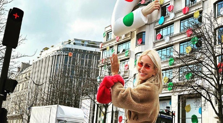 Έμιλυ Γιολίτη: Μέσα σε ένα σαββατοκύριακο επισκέφθηκε 3 “must visit” μέρη στην Ευρώπη