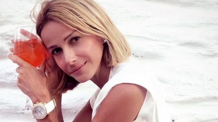 Έμιλυ Γιολίτη: Ποζάρει δίπλα στη μητέρα της με αφορμή τα γενέθλιά της και εντυπωσιάζουν με την κομψότητά τους!