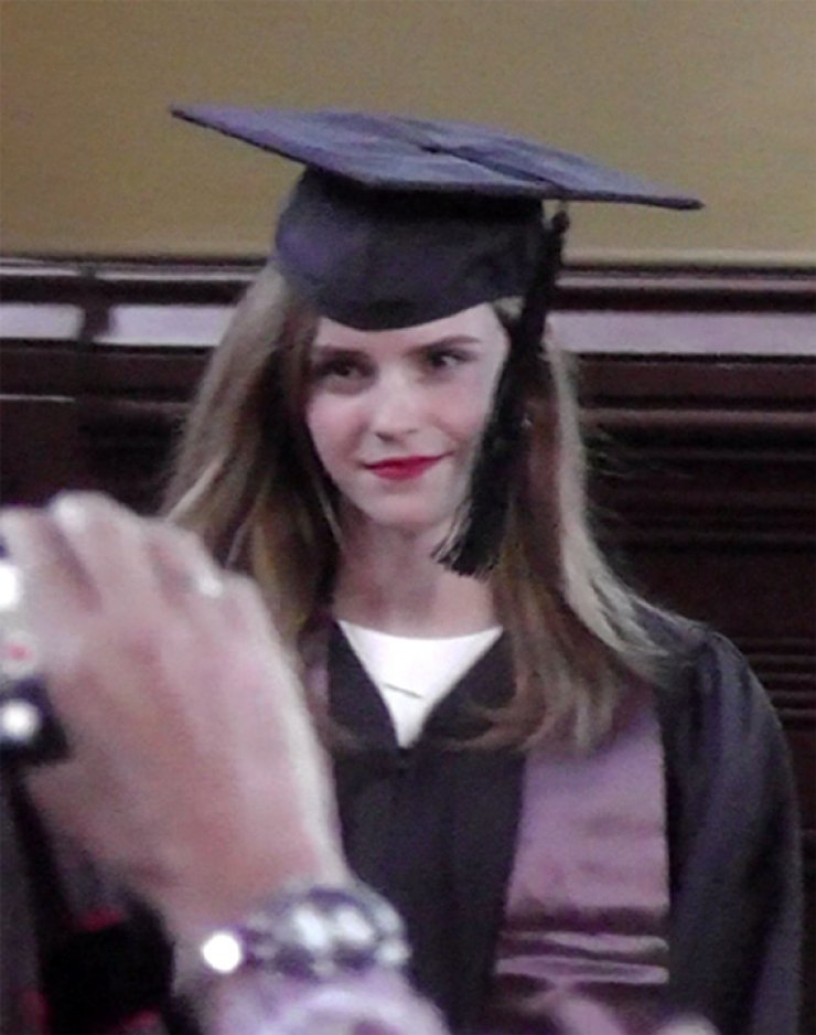 Μάθετε ποια σταρ του Hollywood μόλις πήρε το πτυχίο της [εικόνες]