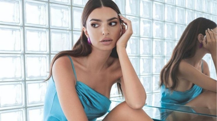 Emily Ratajkowski: Ποζάρει στο φακό, δείχνοντας μας το σώμα της 12 ημέρες μετά τη γέννηση του παιδιού της [βίντεο]