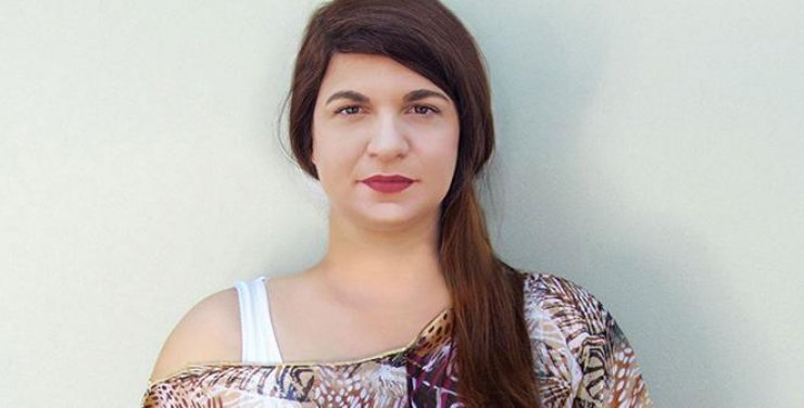 Mια "Απολυμένη" στη σκηνή