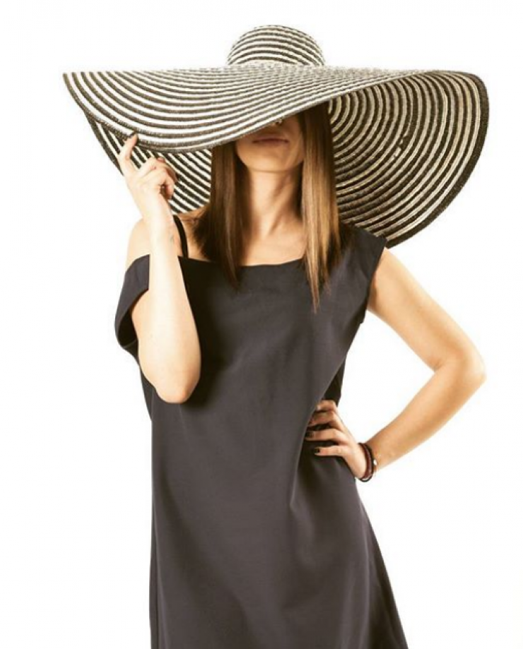 Νέος έρωτας στο νησί μας! Ποιο τηλεοπτικό πρόσωπο είναι σε σχέση και δεν το πήραμε χαμπάρι;