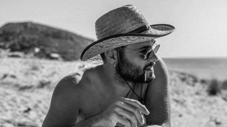 Ερμογένης Σκιτίνης: Η αγαπημένη βραδινή συνήθεια του ερωτευμένου τραγουδιστή