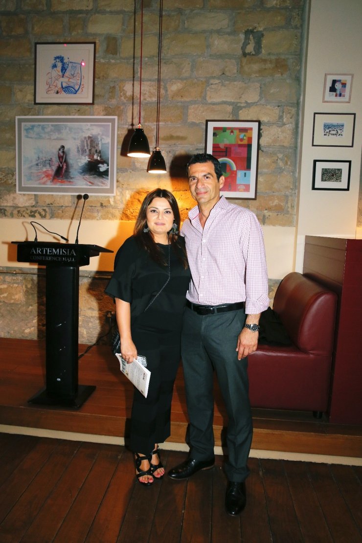 Έκθεση Τέχνης Μεταξοτυπίας στο Café la Mode στη Λεμεσο