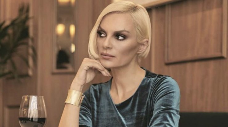 Πέντε fashion items που ξεχωρίσαμε από το e-shop της Έλενας Χριστοπούλου