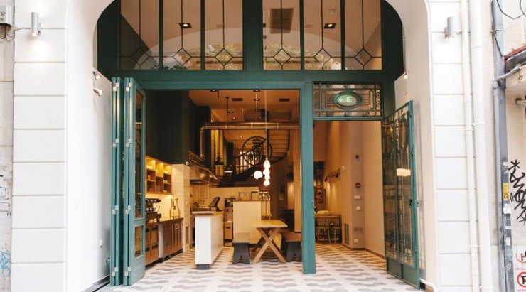 Το γνωστό αθηναϊκό Estrella ανοίγει στην Κύπρο