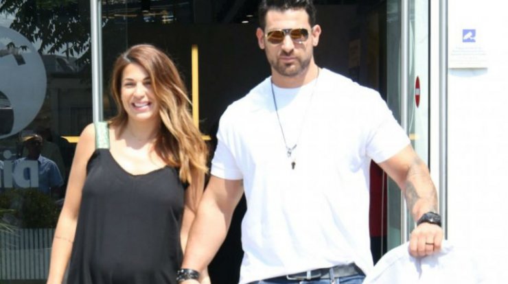 Ελένη Χατζίδου: Πήρε εξιτήριο από το μαιευτήριο [εικόνες]