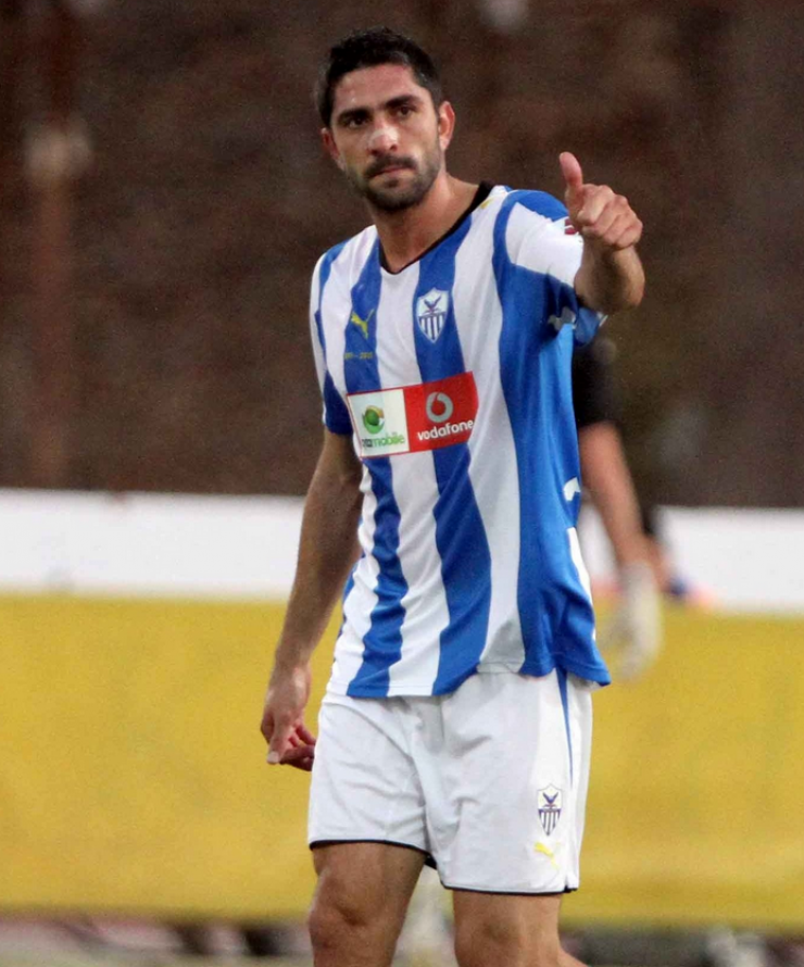 Δύσκολες ώρες για τον Μιχάλη Κωνσταντίνου