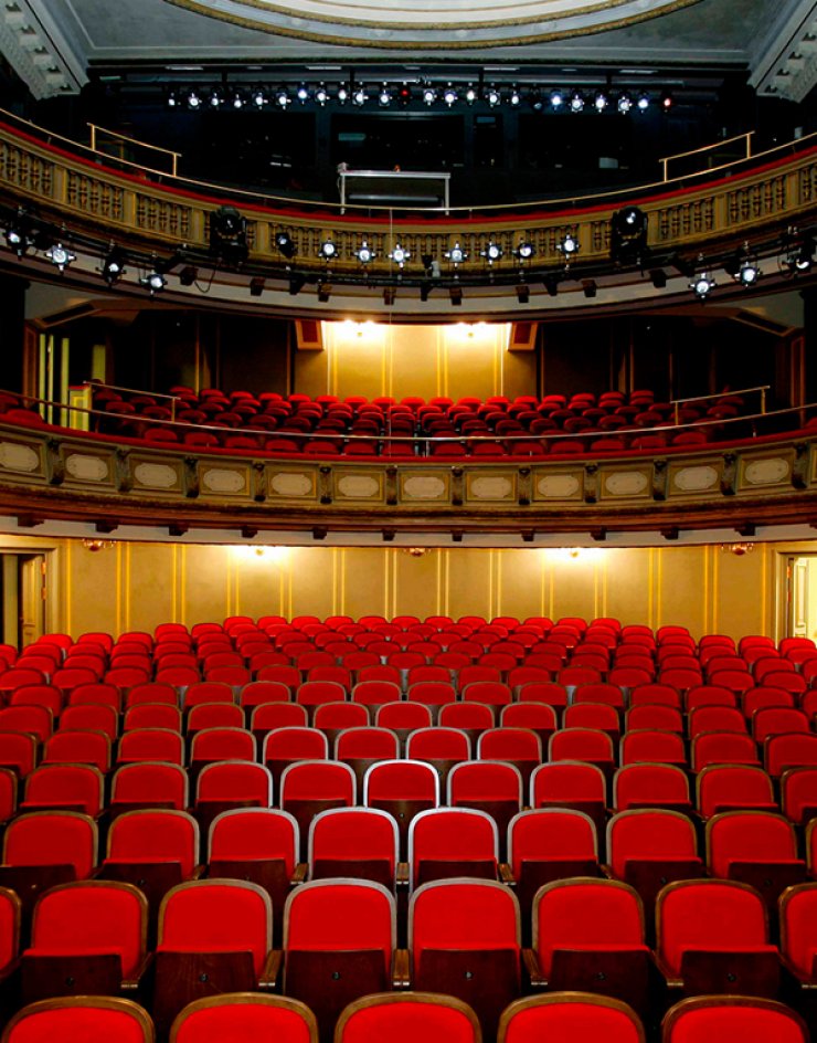 "Ελληνάρα, ποτέ δεν πεθαίνεις" στο φουαγιέ του Θεάτρου Ένα