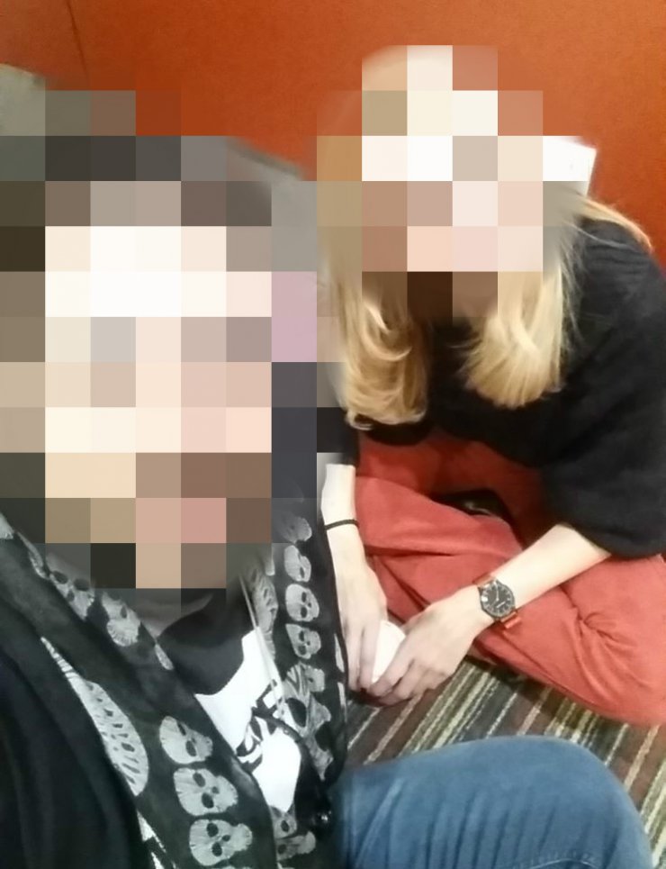 Ποια πρόσωπα της κυπριακής τηλεόρασης συναντήθηκαν τυχαία στο αεροδρόμιο;