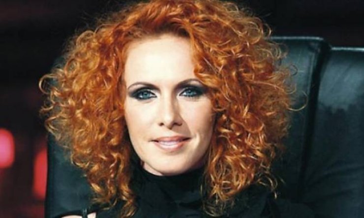 Πόσο χρονών είναι η Εβελίνα Παπούλια;