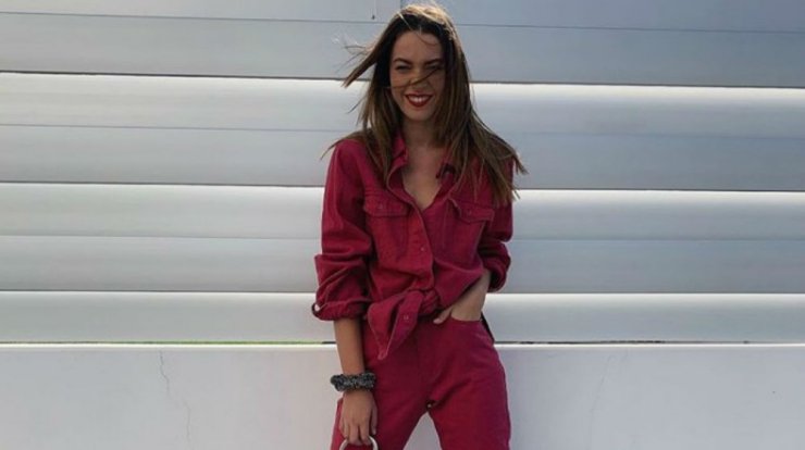 Εβελίνα Σκίτσκο: Με matchy-matchy outfit με την κορούλα της! 