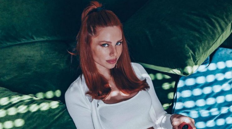 Έβελυν Καζαντζόγλου: Είδαμε την πρώτη εικόνα που ανήρτησε στο instagram και δεν θυμίζει σε τίποτα το σημερινό της account!