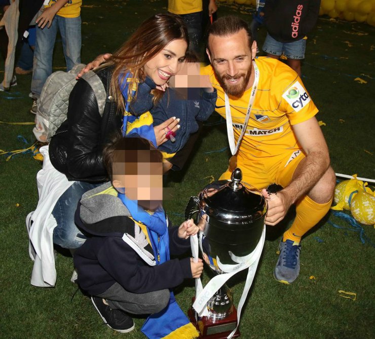 Πόσο χαριτωμένο! Δείτε την Αριάδνη και τον Έκτορα ντυμένους με τα ίδια ρούχα