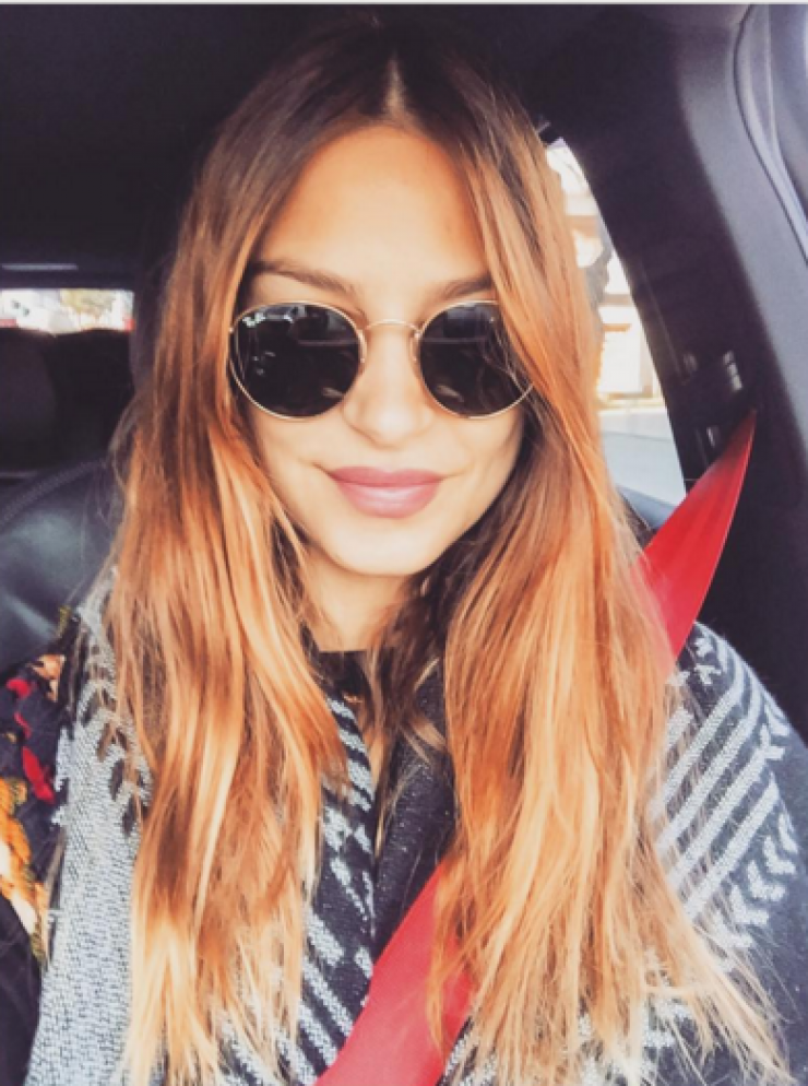 Η Κωνσταντίνα Ευριπίδου με την Αριάδνη στη δουλειά!