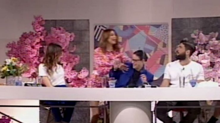 Κωνσταντίνα Ευριπίδου: Σηκώθηκε και "επιτέθηκε" σε συνεργάτιδά της on air [βίντεο]