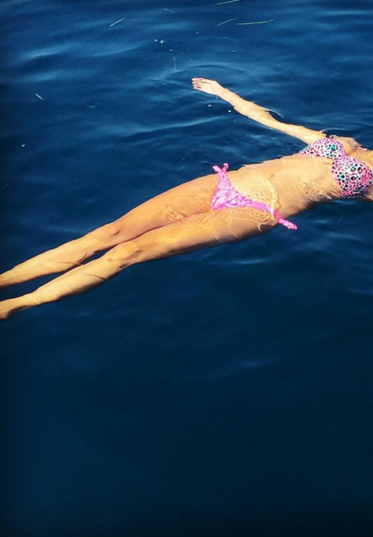 Στιγμές χαλάρωσης για την εγκυμονούσα Κύπρια!