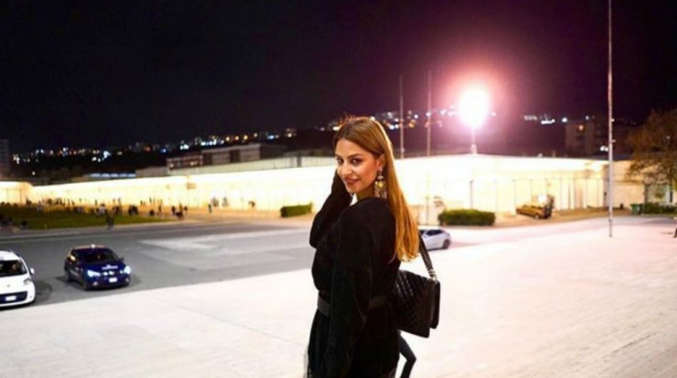 Η Κωνσταντίνα Ευριπίδου και η μικρή Αριάδνη σε γιορτινή διάθεση! [εικόνα]