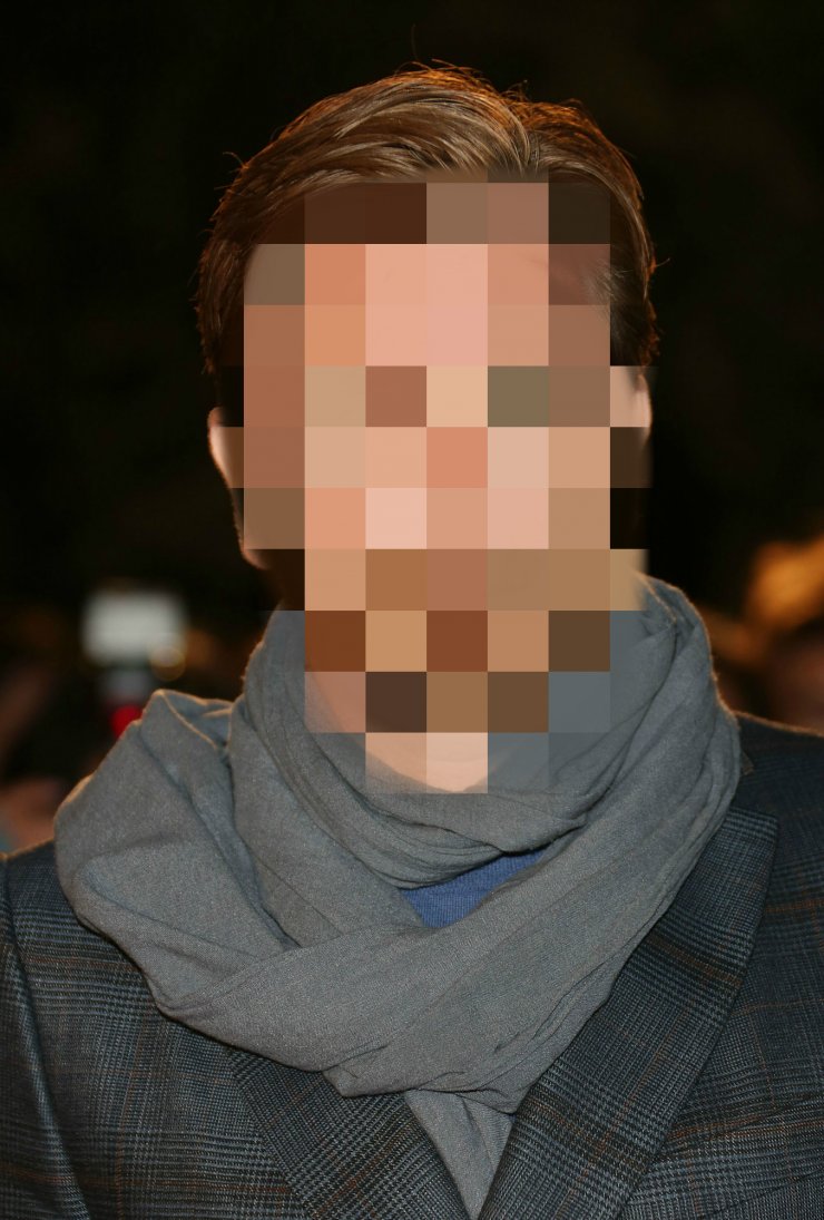 η κόρη μου βγαίνει με μια ηρωινομανή.