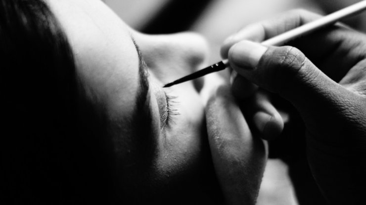 Η beauty editor επιλέγει τα 5 αγαπημένα της eyeliner!