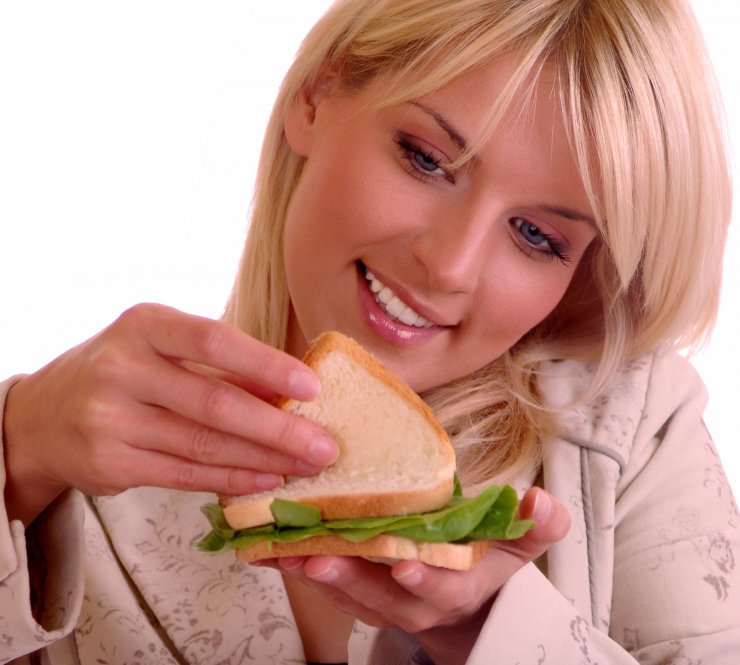 Κλείσε το Facebook & χάσε κιλά ως τα Χριστούγεννα