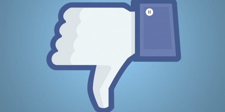 "Έπεσε" το Facebook και το Instagram