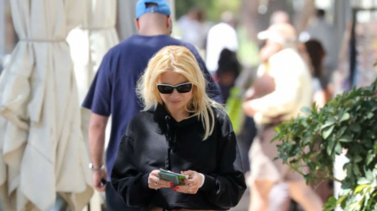 Φαίη Σκορδά: Η πρώτη βόλτα με τον σύντροφό της μετά τη λήξη της καραντίνας! [εικόνες]