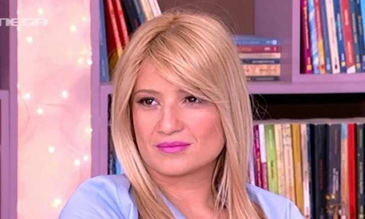 Η Φαίη Σκορδά πήγε το γιο της, Γιάννη, για μπάνιο! Φωτό