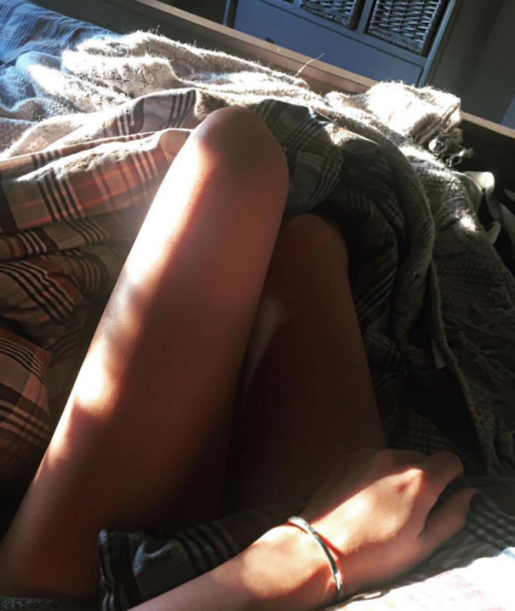 Επώνυμη Ελληνίδα μας δείχνει τα πόδια της και “κολάζει” το Instagram!