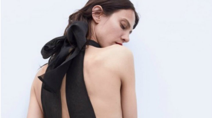 Βρήκαμε το πιο stylish μικρό μαύρο φόρεμα