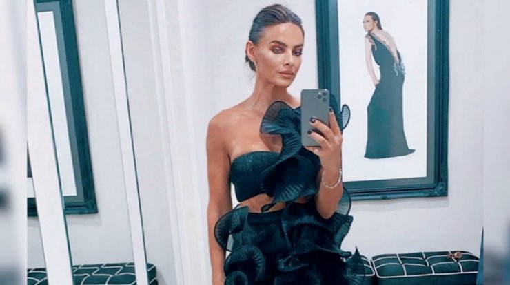 Η Ramona Filip σου δείχνει τον πιο εύκολο τρόπο για να αναδείξεις τον jumpsuit σου