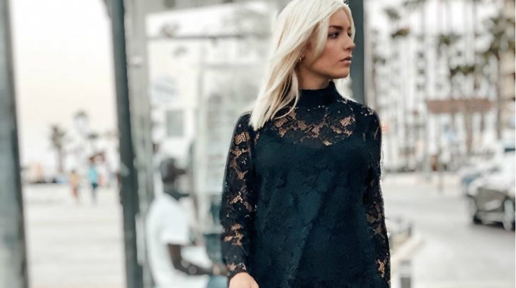 Το μικρό μαύρο φόρεμα της Άντρης Καραντώνη κοστίζει μόλις 19.99 ευρώ