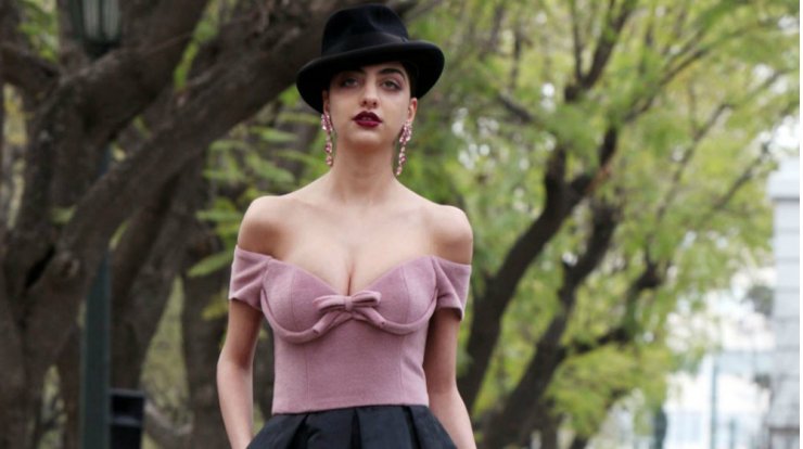 Η νικήτρια του GNTM περπάτησε στην πασαρέλα για τον σχεδιαστή, Βασίλη Ζούλια