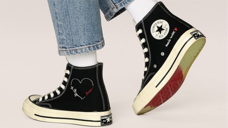 Τα αγαπημένα μας Converse γίνονται ακόμη πιο fashionable για την γιορτή του Αγίου Βαλεντίνου
