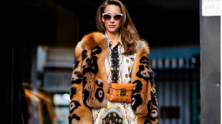 Μάθετε πώς να συνδυάσετε με stylish τρόπο τα chain print