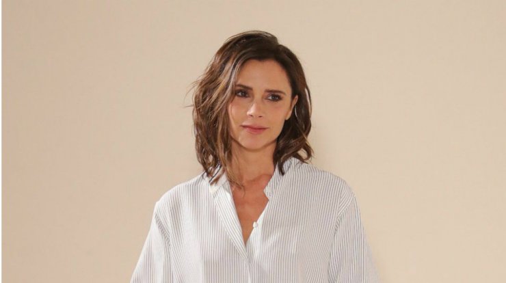 Η Victoria Beckham φόρεσε το πιο stylish μονόχρωμο outfit