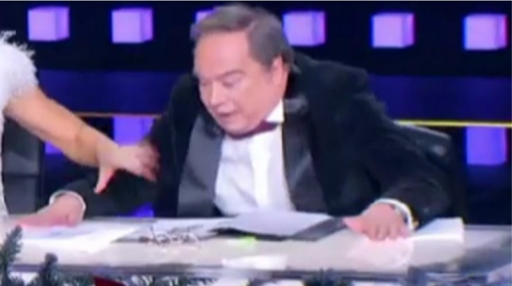 Σταμάτης Φασουλής: Έπεσε από την καρέκλα στον τελικό του “J2US” [βίντεο]