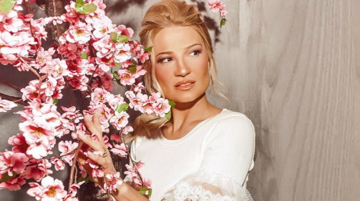 Η άγνωστη ιστορία της Φαίης Σκορδά όταν έμαθε ότι είναι θετική στον κορωνοϊό