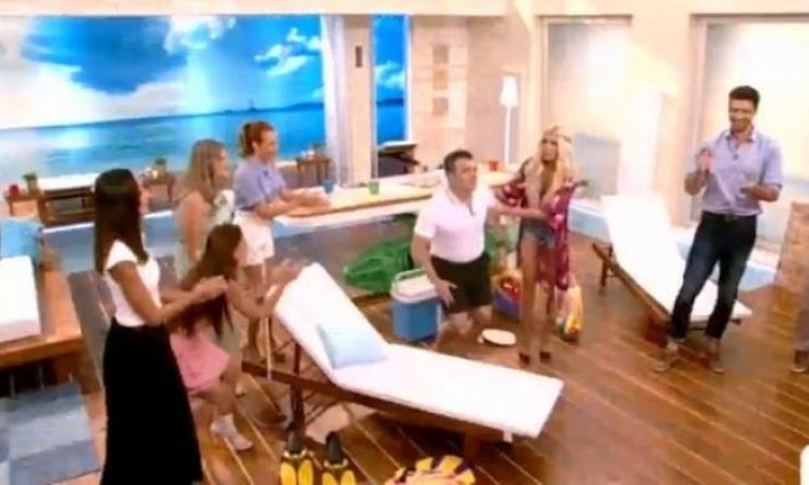 Ο Σταματόπουλος έπεσε on air και η Καινούργιου του «την είπε»! [βίντεο]