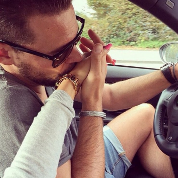 7 χαρακτηριστικά σου που λατρεύουν οι άντρες