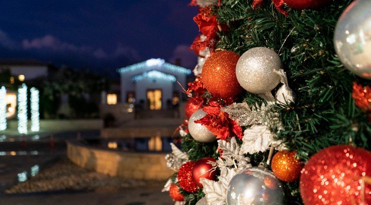 Έτοιμα τα εορταστικά μενού στο Aphrodite Hills Resort