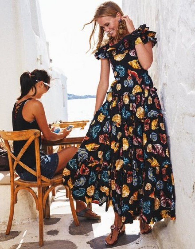 Dolce & Gabbana: Με φόντο τα στενά της Μυκόνου η νέα καμπάνια του οίκου