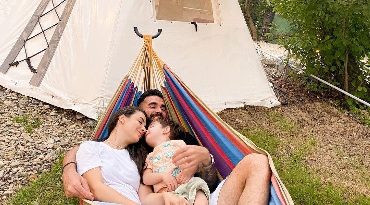 Βαλεντίνος Σιέλης – Φλωρεντία Σαββίδου: Πήγαν για κάμπινγκ σε ειδυλλιακό location στη Νότια Κορέα [εικόνες]