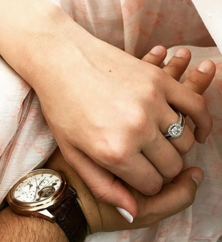 Ζευγάρι της ελληνικής showbiz παντρεύτηκε και μάθαμε όλες τις λεπτομέρειες για τον γάμος τους! [βίντεο]