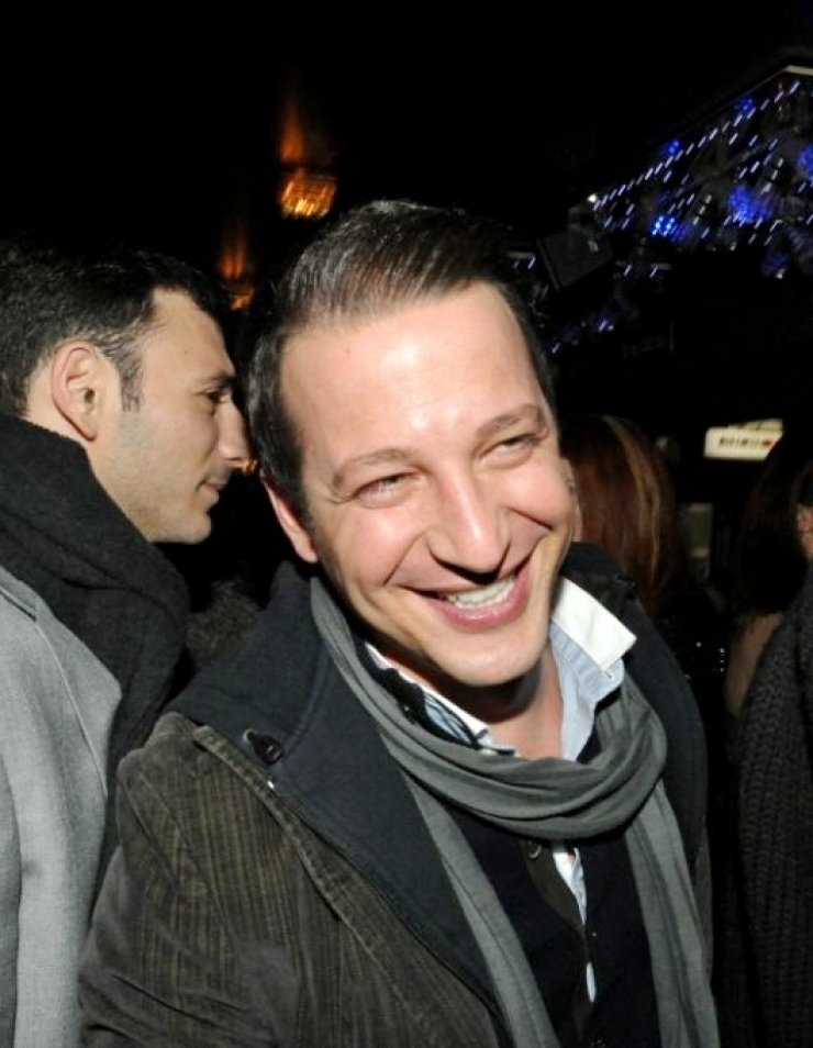 Χρύσανθος Τσουρούλλης: Single έξοδος για ποτάκι