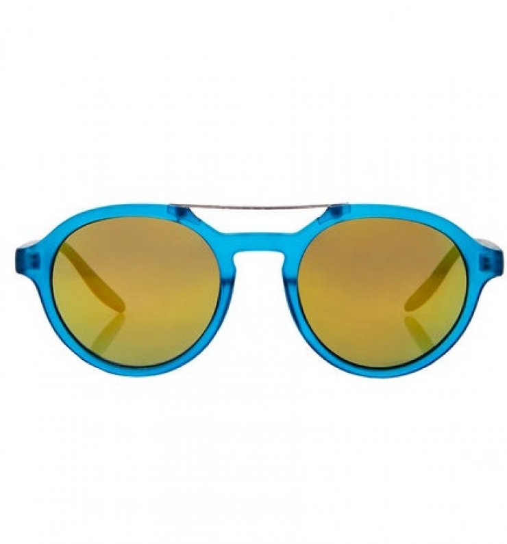 Ανοιξιάτικο look με μια κίνηση