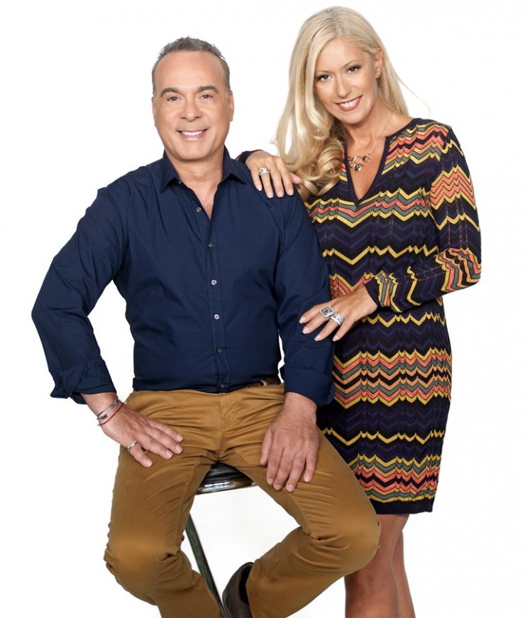 Τρελό γέλιο: Ο Φώτης φλερτάρει την Μαρία με αφορμή τις θεικές ατάκες που ακούστηκαν στα Mr Cyprus 2015